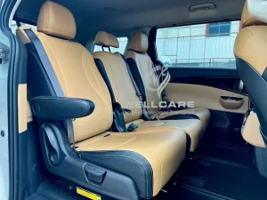 Alternative view of Kia - Carnival XL-2024