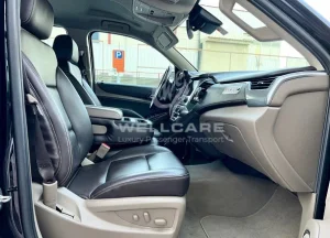 Alternative view of Chevrolet - Suburban-2020