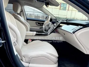 Alternative view of Mercedes Benz - S Class / S 500-2024